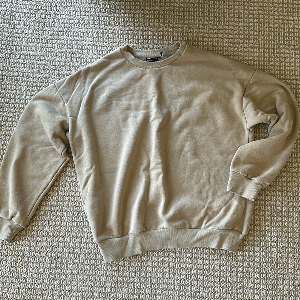 ASOS beige sweatshirt size 4